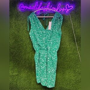 GILLI NWT Green/White Abstract Sleeveless Shoulder Ruching Ditsy Print Romper 1X
